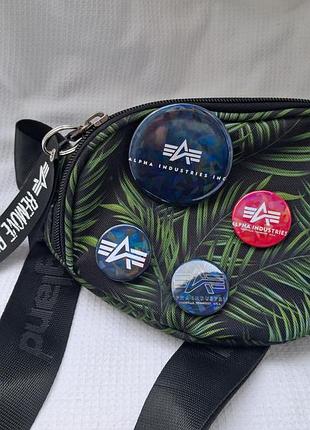 Alpha industries значек шеврон
