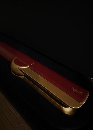 Оригинальний dyson airstrait