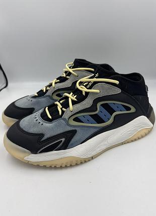 Кросівки чоловічі adidas basketball