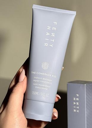 Восстанавливающий крем для волос fenty beauty hair the comeback kid instant damage repair hair treatment 150 ml