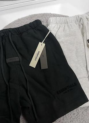 Шорти essentials 2