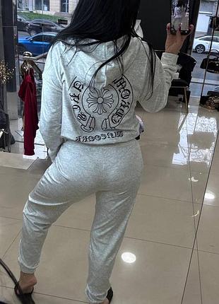 Костюм люкс