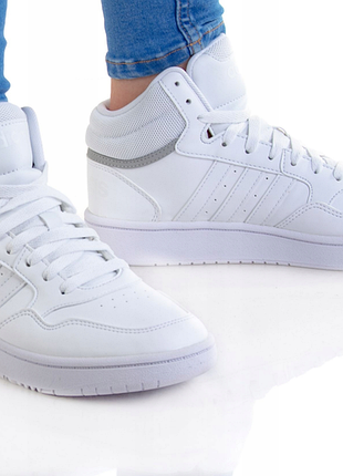 Жіночі кросівки adidas hoops mid 3.0 (38.5р.24,5-25см.)