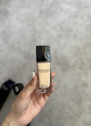 Тональна основа dior forever/forever skin glow відтінок 0n 1n | тональный крем диор форевер матовый и сияющий | dior forever/skinglow