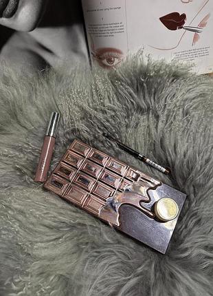 Лот косметики