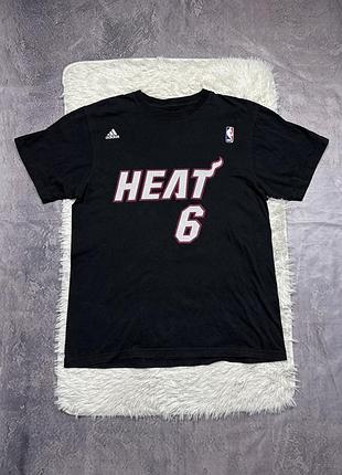 Чорна базова котонова футболка адідас nba miami heat 6 lebron james