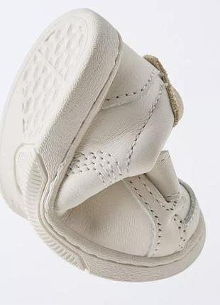 Дитячі кросівки barefoot zara