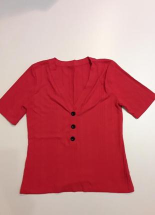 Фирменная футболка