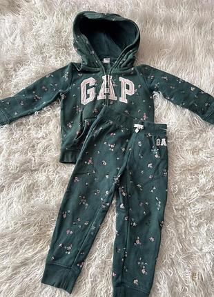 Костюм gap 104см