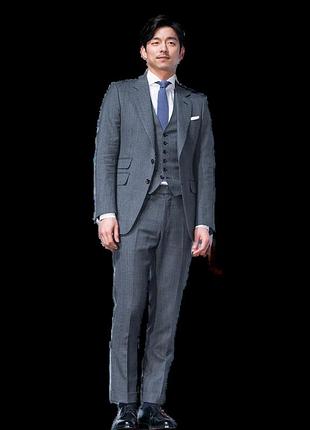 Пластикова ростова фігура гун ю (gong yoo) 180 см