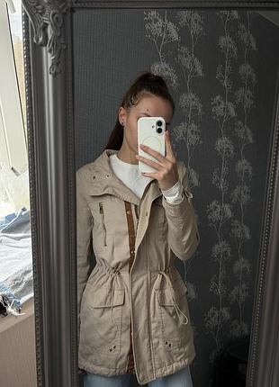 Куртка на затяжках
