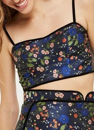 Топ бралет в цветочный принт topshop s