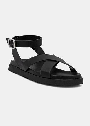 Шкіряні сандалі steve madden