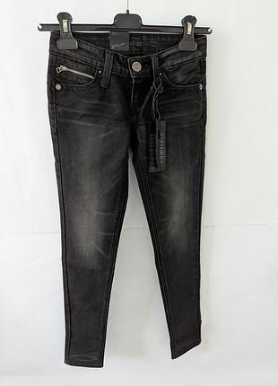 Джинси для дівчинки levi's,23,чорні,джінси,бавовна,еластан,левайс,низькі,джегінси,джеггінси,левіс,levis,облягаючі,обтягуючі,демісезон
