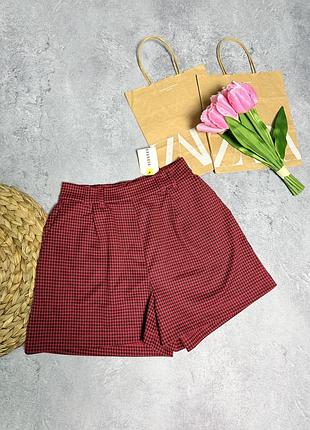Нові шорти у клітинку