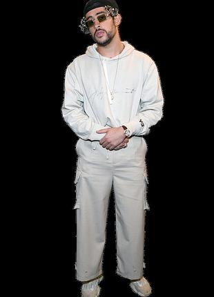 Пластиковая ростовая фигура плохой кролик (bad bunny) 180 см