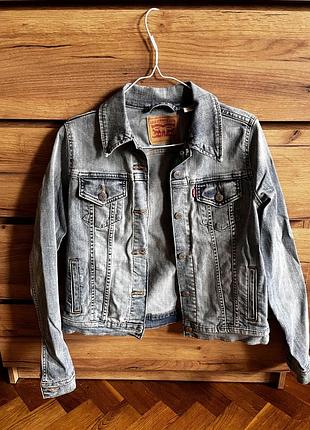 Джинсова куртка levi’s