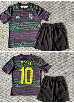 Футбольна форма дитяча реал мадрид модрич