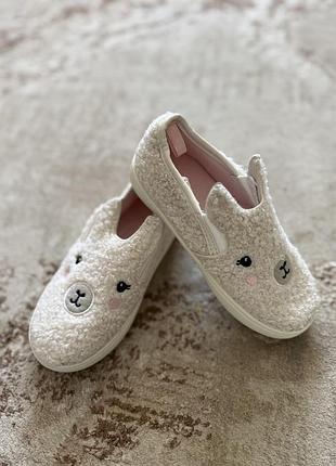 Сліпони взуття carters 25р