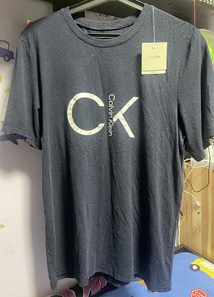 Calvin klein мужская футболка синяя с белым логотипом