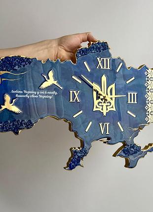 Часы настенные из эпоксидной смолы "карта украины" 50x32 см