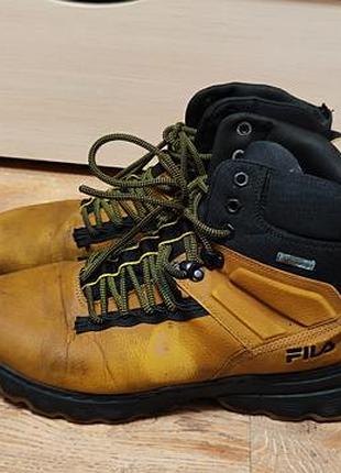 Fila черевики