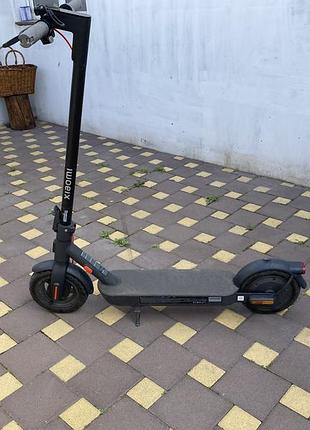 Електро самокат xiaomi electric scooter 4 pro gen2