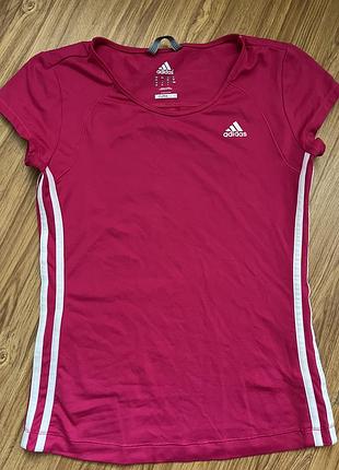 Футболка жіноча adidas розмір s