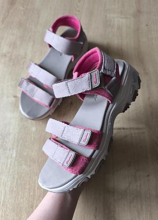 Классные женские сандалии  skechers, оригинал, р.39,5(7).