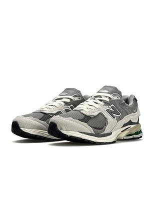 Жіночі кросівки new balance 2002r new grey beige green