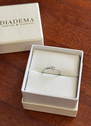 Каблучка золота з діамантом, diadema