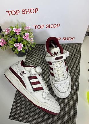 Оригинальные кроссовки adidas
