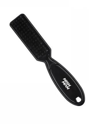 Щетка парикмахерская nishman clipper brush