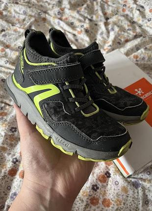 Newfeel типу кросівки sketchers 29 р. легесенькі для хлопчика