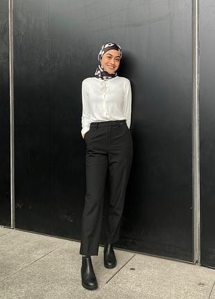 Женские графитовые брюки uniqlo