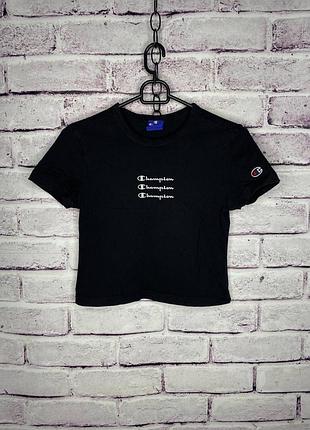 Укорочена футболка champion