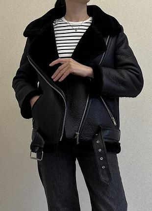 Zara авіаторка