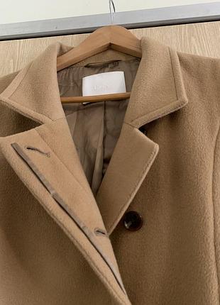 Пальто hugo boss, 100% вовна, розмір 36 (xs-s)