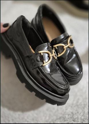 Туфлі zara