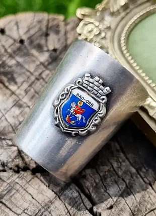 Вінтажна невелика стопка, чарка, похідна (кишенькова). геральдика.