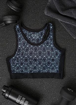Топ спортивный workout