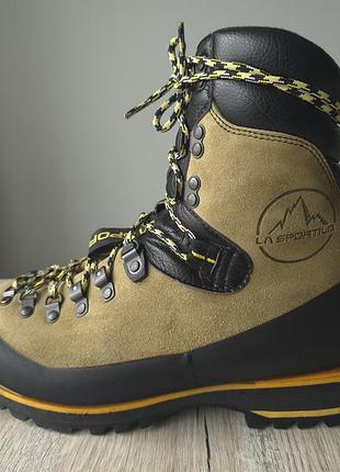 Черевики la sportiva nepal