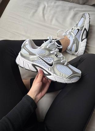 Кроссовки nike v5 rnr white silver black