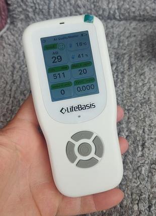 Портативный детектор качества воздуха lifebasis air