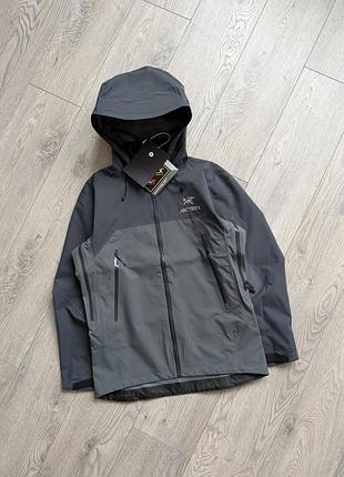 Куртка arcteryx beta ar gore-tex з капюшоном