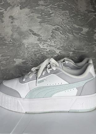 Нові кеди (nike)