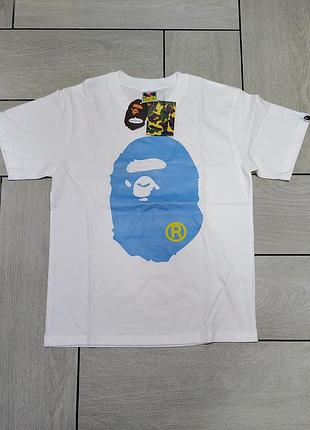 Футболка bape белого цвета