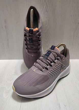 Кроссовки nike shield 40- стелька 25 см