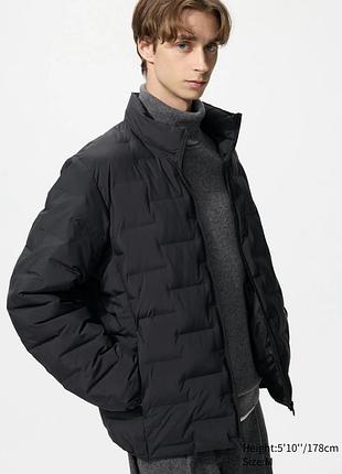Чорна куртка uniqlo