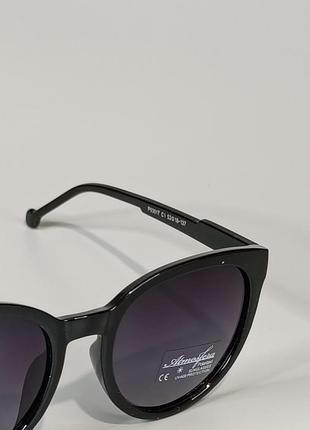 Black sunglasses for women polarised